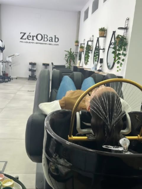 Cuidado del cuero cabelludo en Hair Spa ZerOBab